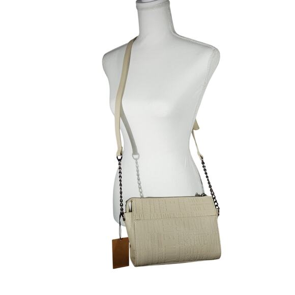 Steve Madden Women’s Handbag Oatmeal Blexie Crossbody Logo Purse NWT MSRP $58 - Picture 1 of 13